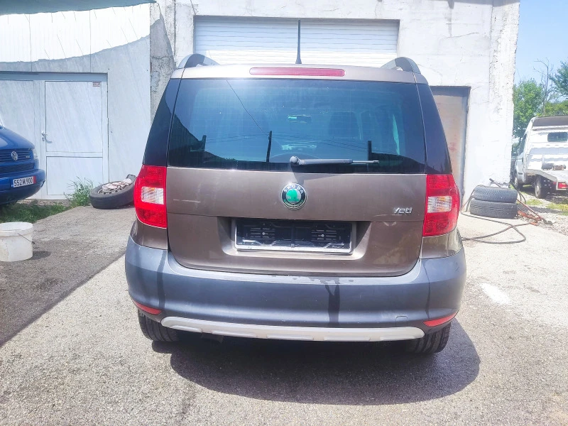 Skoda Yeti 1.2TFSI 105ks, снимка 6 - Автомобили и джипове - 46143737