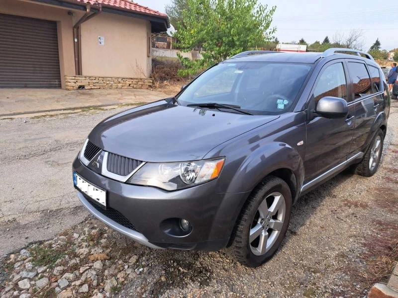 Mitsubishi Outlander, снимка 4 - Автомобили и джипове - 47155690