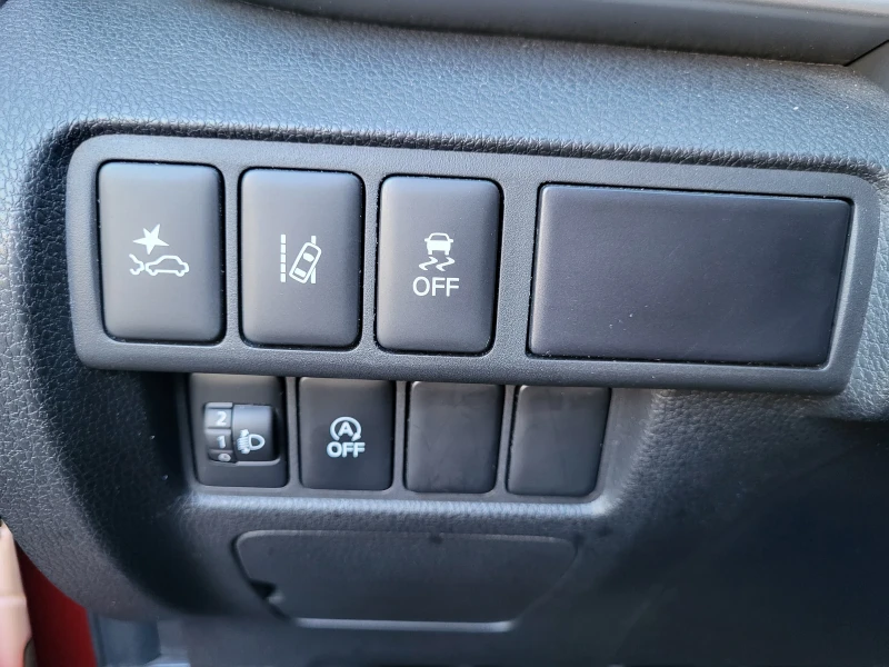 Mitsubishi Eclipse Cross 1.5 T-MIVEC, 163kc, отлично състояние ЛИЗИНГ, снимка 16 - Автомобили и джипове - 51360275