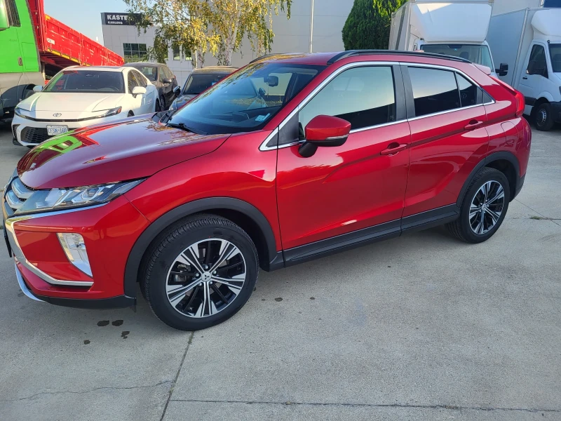 Mitsubishi Eclipse Cross 1.5 T-MIVEC, 163kc, отлично състояние ЛИЗИНГ, снимка 4 - Автомобили и джипове - 51360275