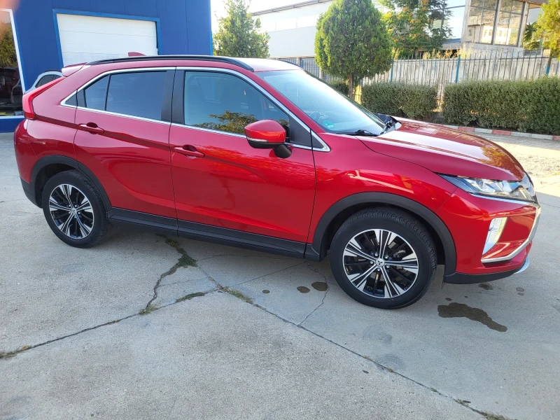 Mitsubishi Eclipse Cross 1.5 T-MIVEC, 163kc, отлично състояние ЛИЗИНГ, снимка 9 - Автомобили и джипове - 51360275
