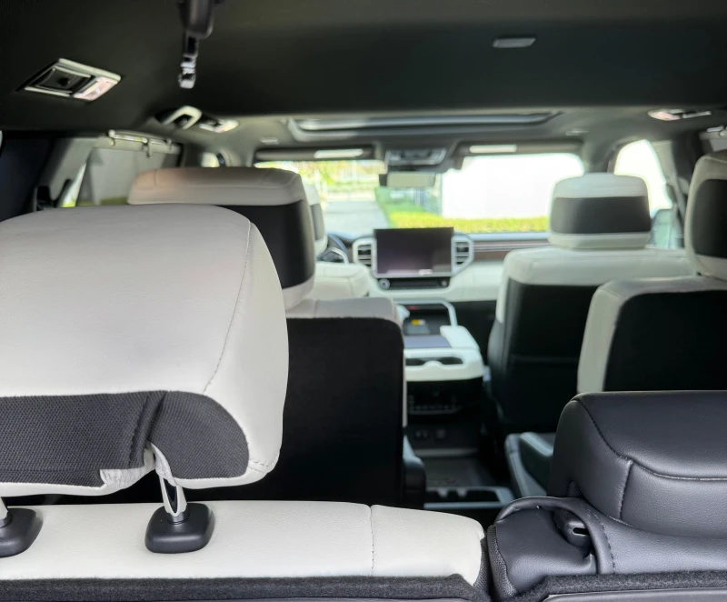 Toyota Sequoia Capstone, НОВ/НАЛИЧЕН, 3.5 ХИБРИД, 7 места, 245 км, снимка 11 - Автомобили и джипове - 52154390