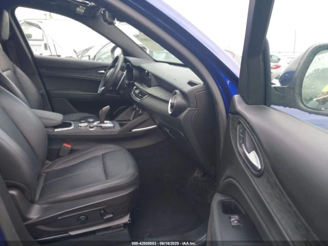 Alfa Romeo Stelvio Sprint RWD 280кс * Възможност за Лизинг* , снимка 10 - Автомобили и джипове - 53038861