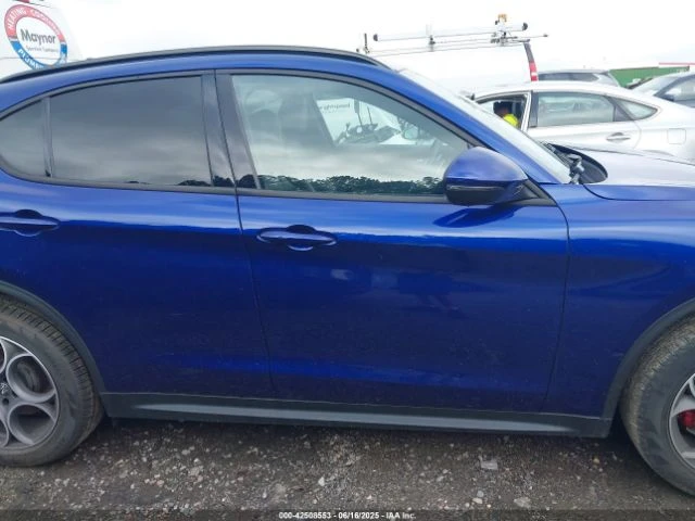 Alfa Romeo Stelvio Sprint RWD 280кс * Възможност за Лизинг* , снимка 7 - Автомобили и джипове - 53038861