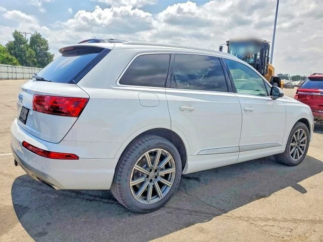 Audi Q7, снимка 3 - Автомобили и джипове - 54752699