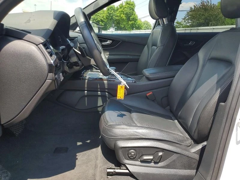 Audi Q7, снимка 7 - Автомобили и джипове - 54752699