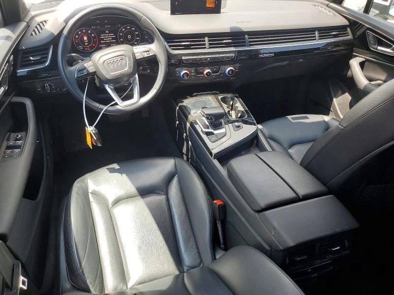 Audi Q7, снимка 8 - Автомобили и джипове - 54752699