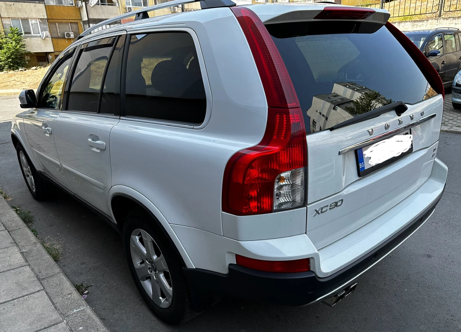 Volvo Xc90 D5 - изображение 6