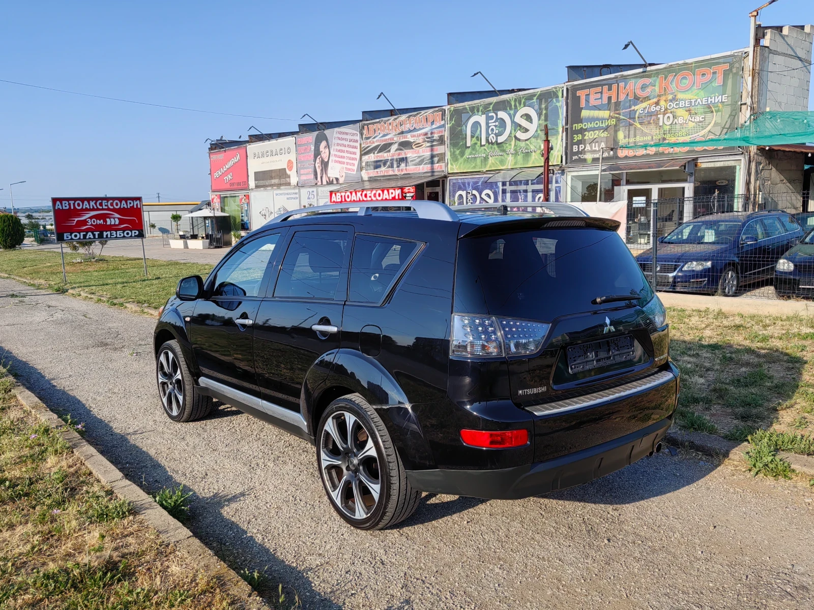 Mitsubishi Outlander 2.2td 4x4 156ps - изображение 8