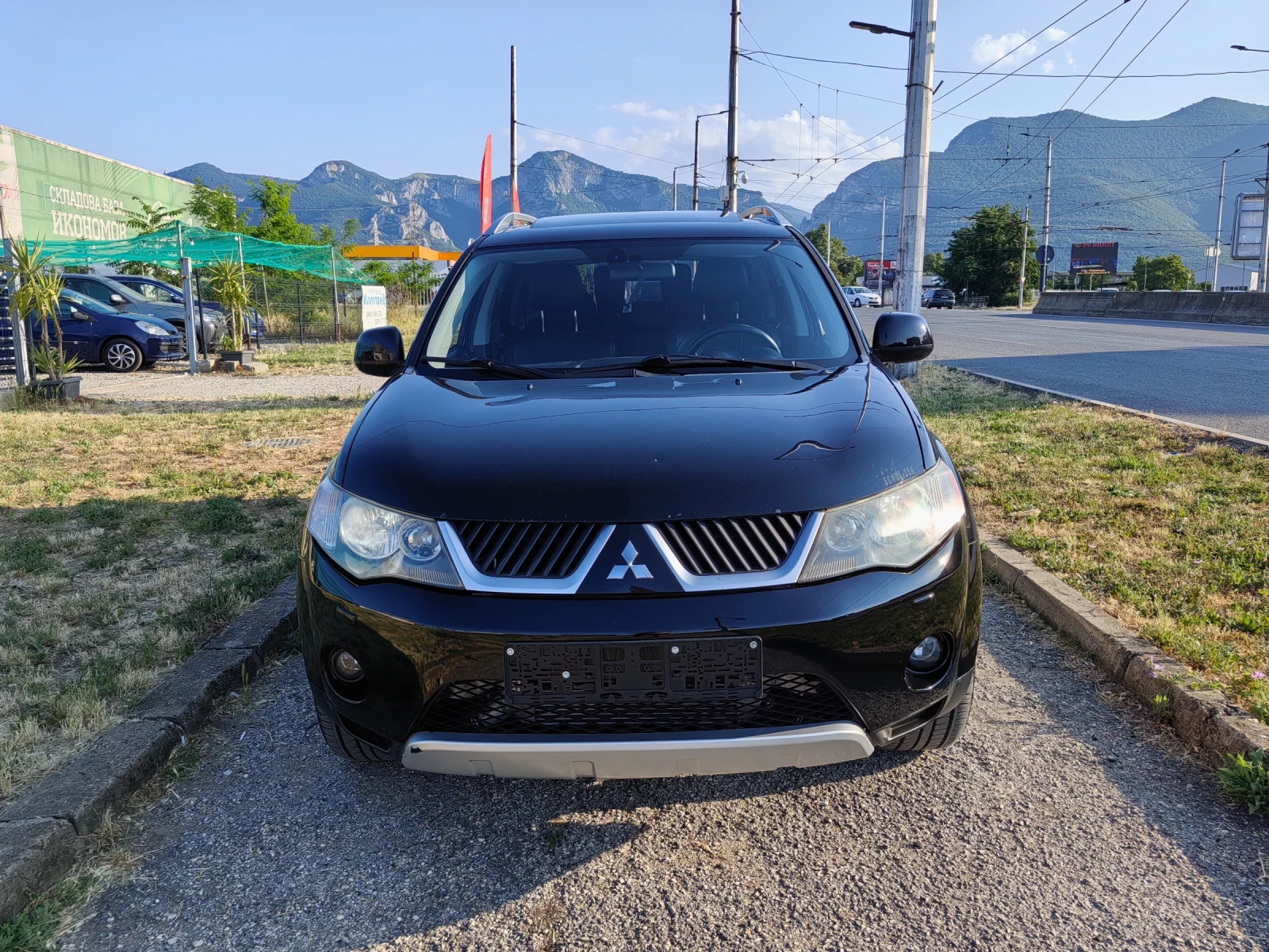 Mitsubishi Outlander 2.2td 4x4 156ps - изображение 2