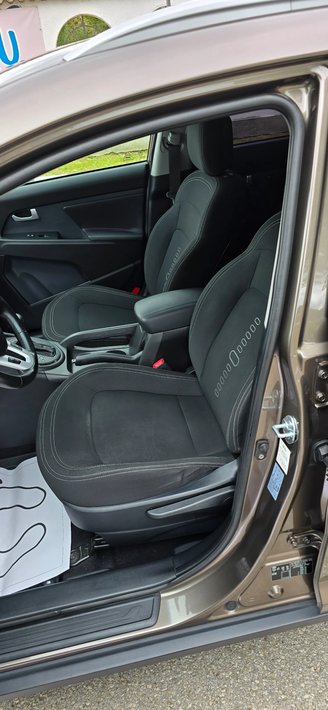 Kia Sportage 2.0 Automat - изображение 10