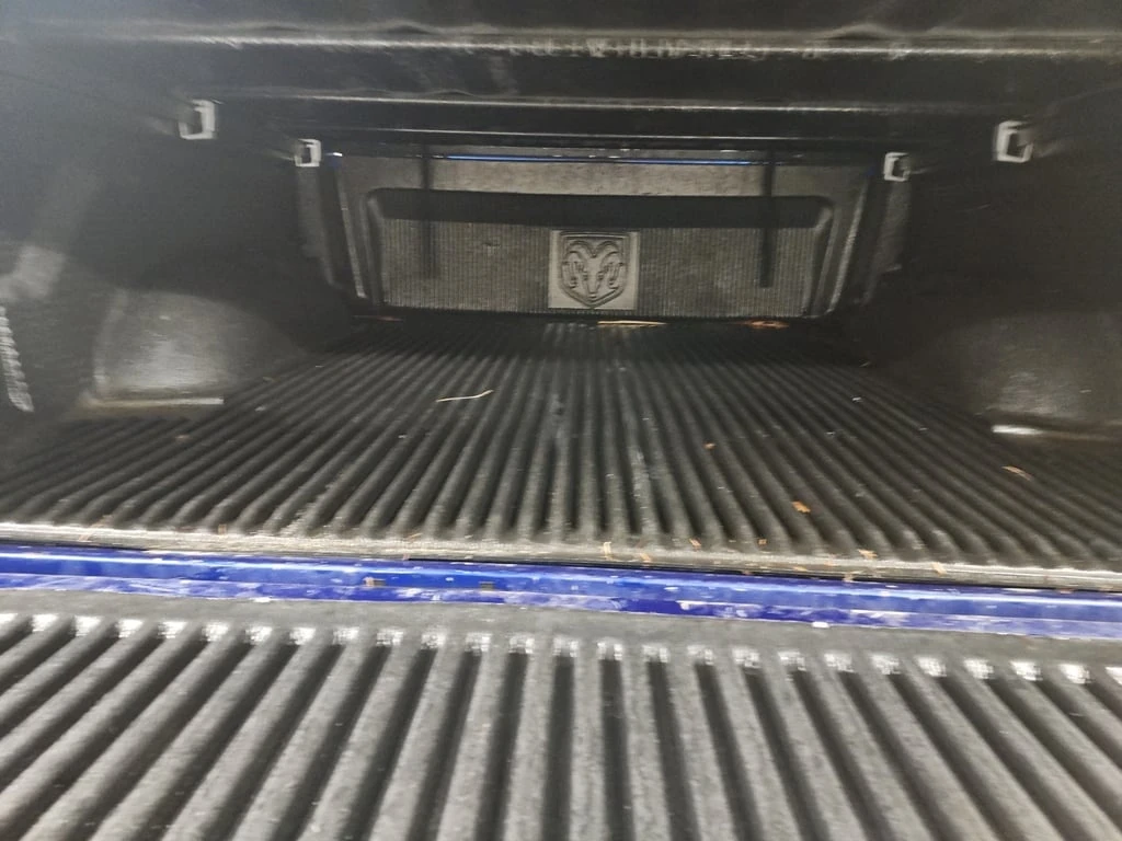 Dodge RAM 1500 * SPORT CREW CAB STD BED * CARFAX *   | Mobile.bg   12