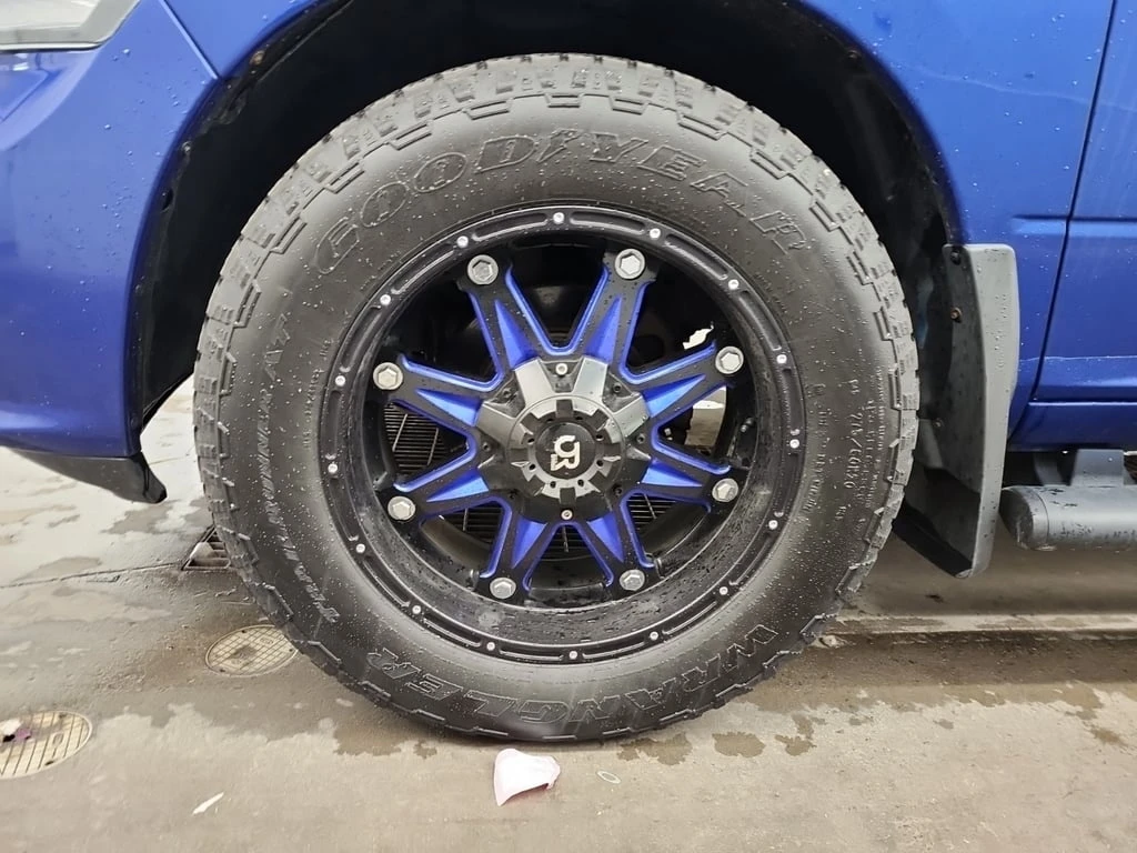 Dodge RAM 1500 * SPORT CREW CAB STD BED * CARFAX *   | Mobile.bg   13