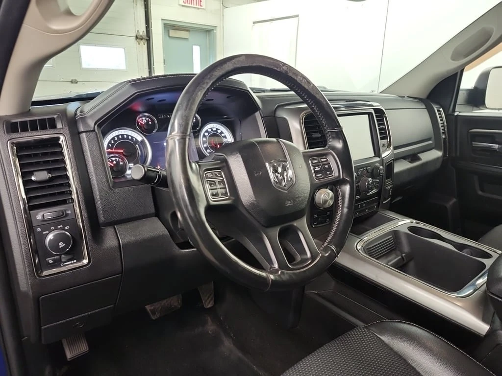 Dodge RAM 1500 * SPORT CREW CAB STD BED * CARFAX * БЕЗ ПЪРВОНАЧАЛ - изображение 7