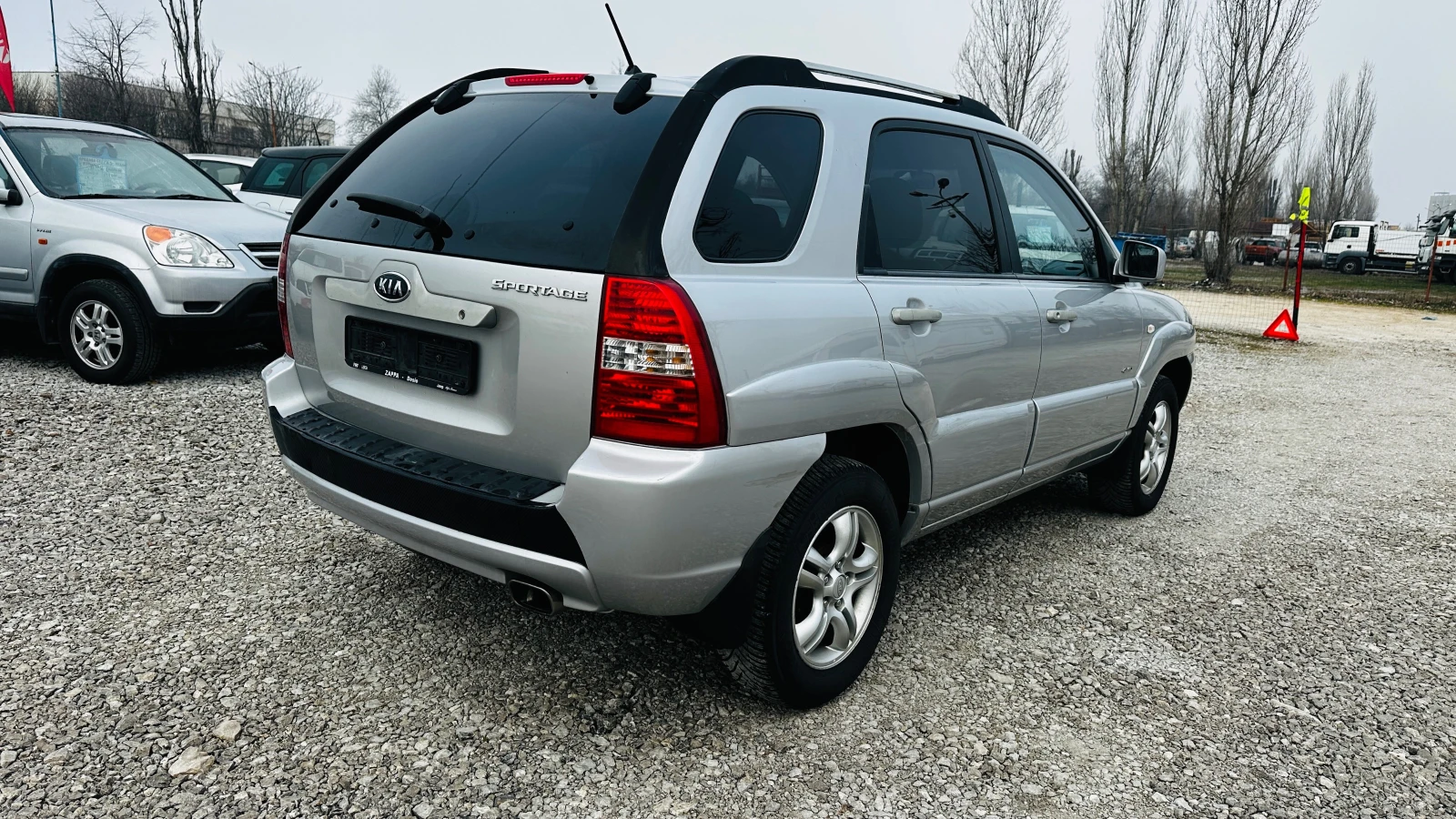 Kia Sportage 2.0i 4x4 Италия, снимка 4 - Автомобили и джипове - 53777331
