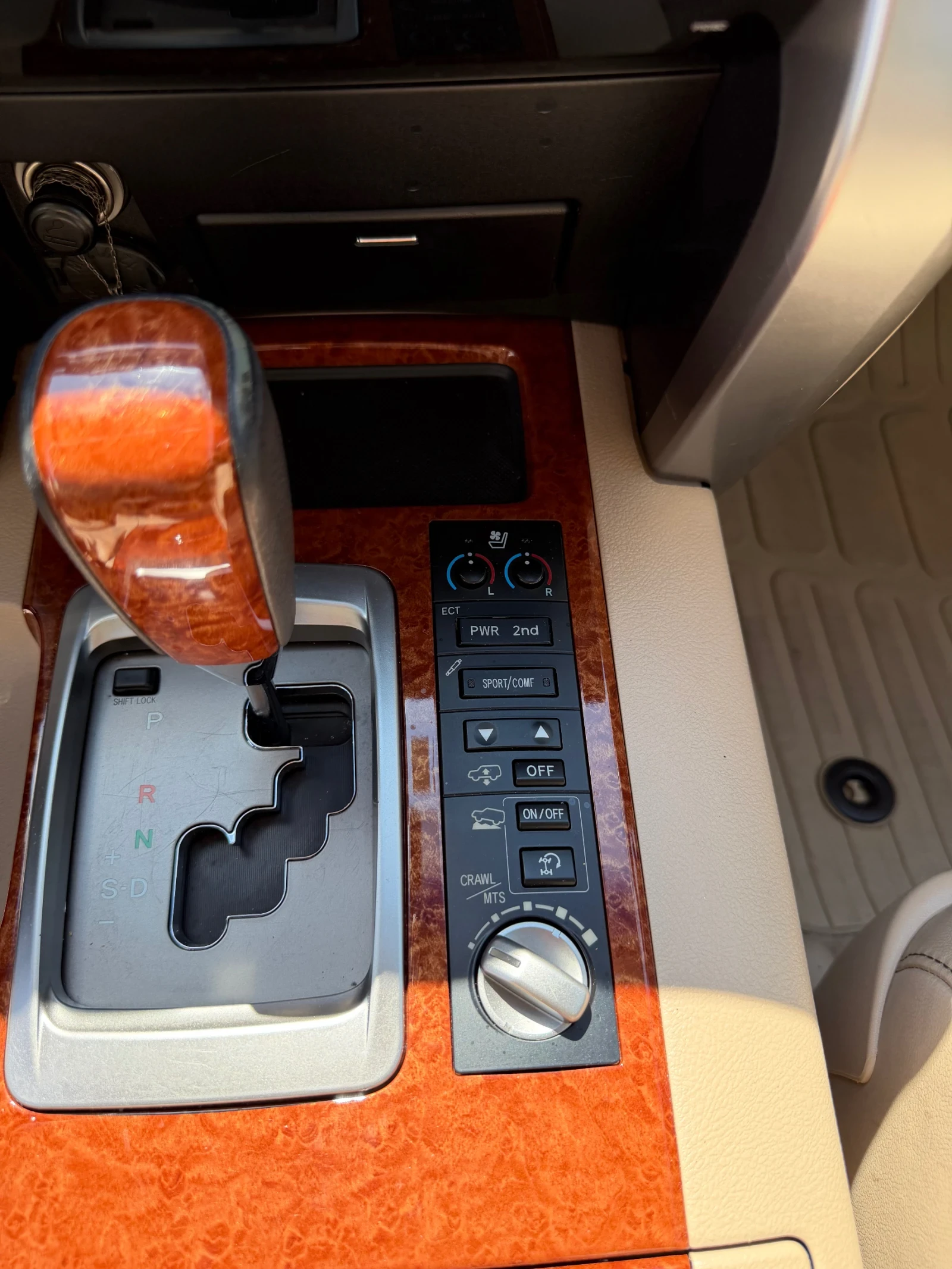 Toyota Land cruiser J200 V8 | Mobile.bg � ����������� 16