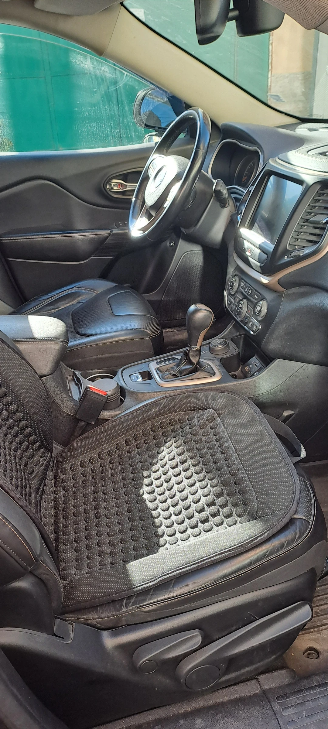 Jeep Cherokee, снимка 10 - Автомобили и джипове - 54715941