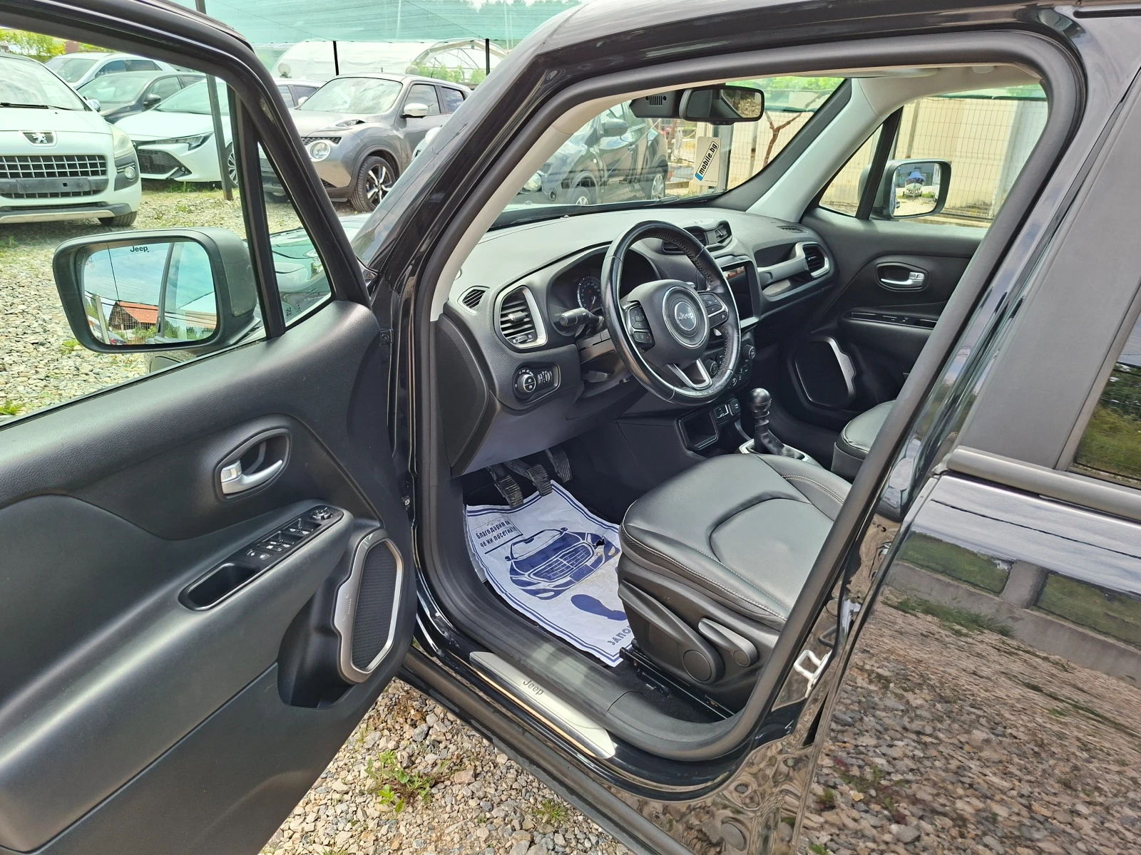 Jeep Renegade, снимка 9 - Автомобили и джипове - 56249084