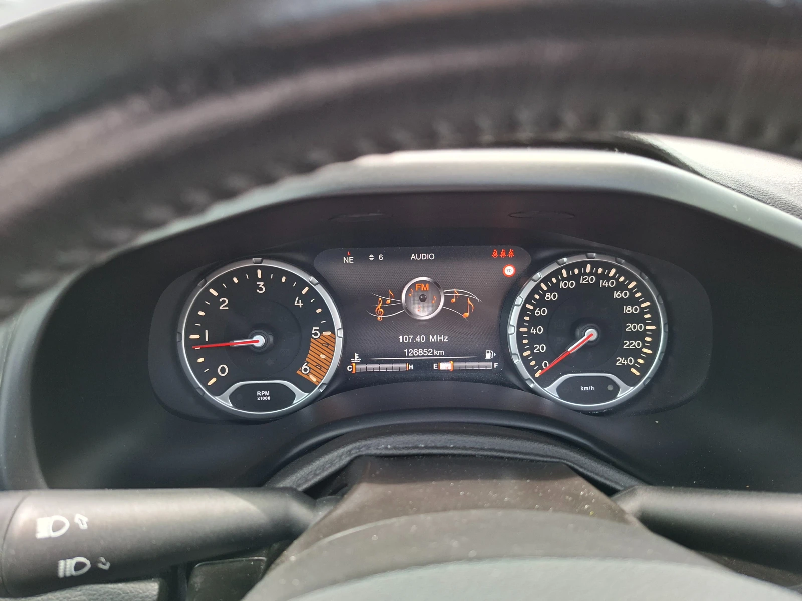 Jeep Renegade, снимка 13 - Автомобили и джипове - 56249084