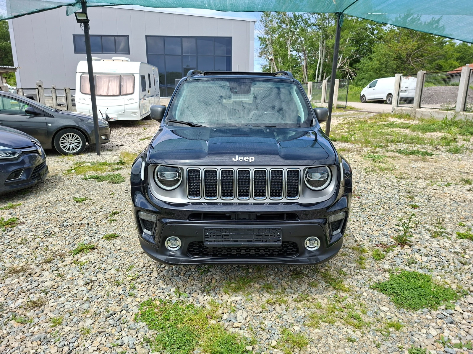 Jeep Renegade, снимка 2 - Автомобили и джипове - 56249084