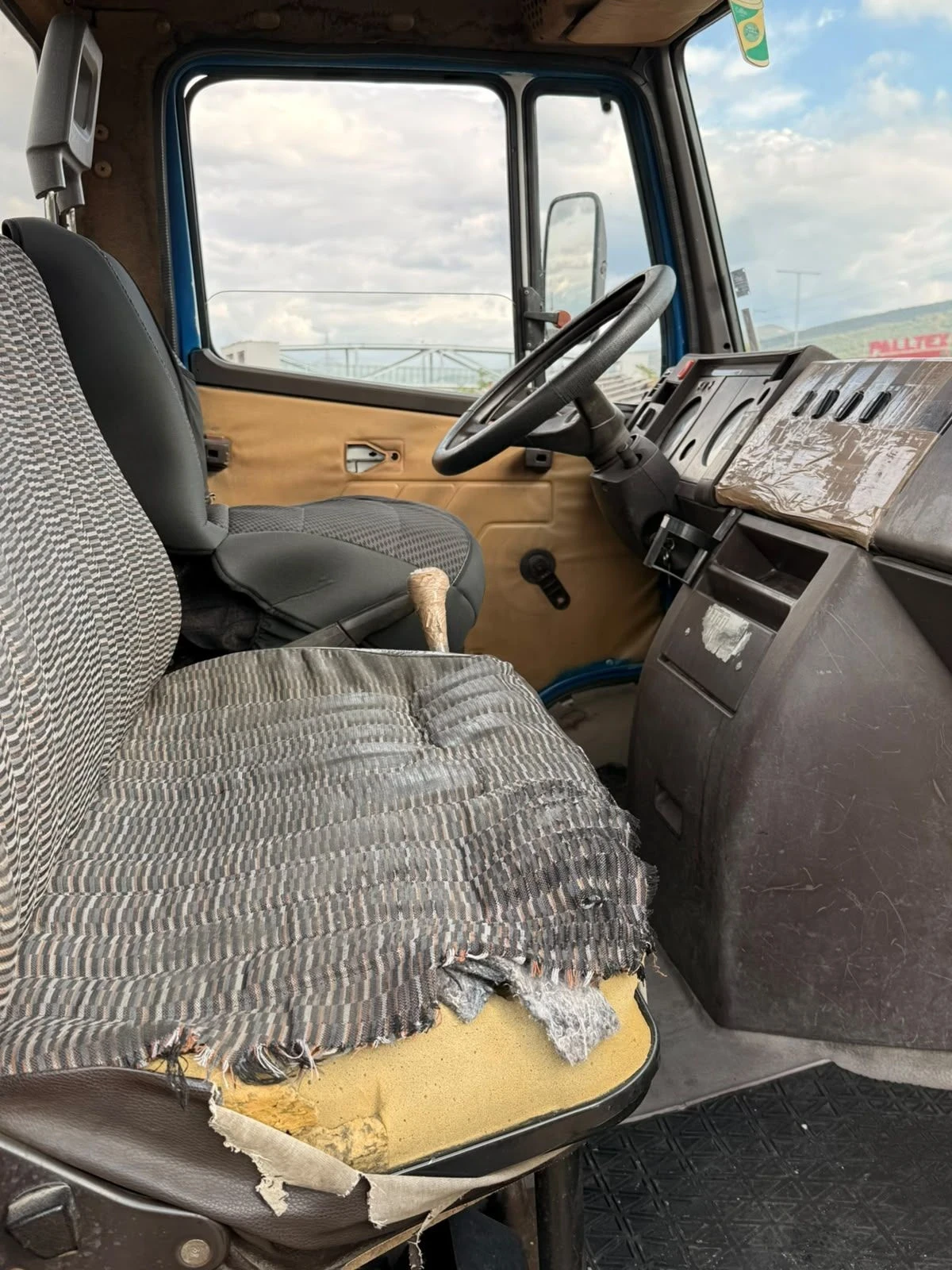 Mercedes-Benz 709, снимка 12 - Камиони - 56293535