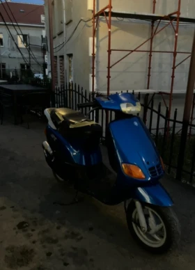  Piaggio Zip