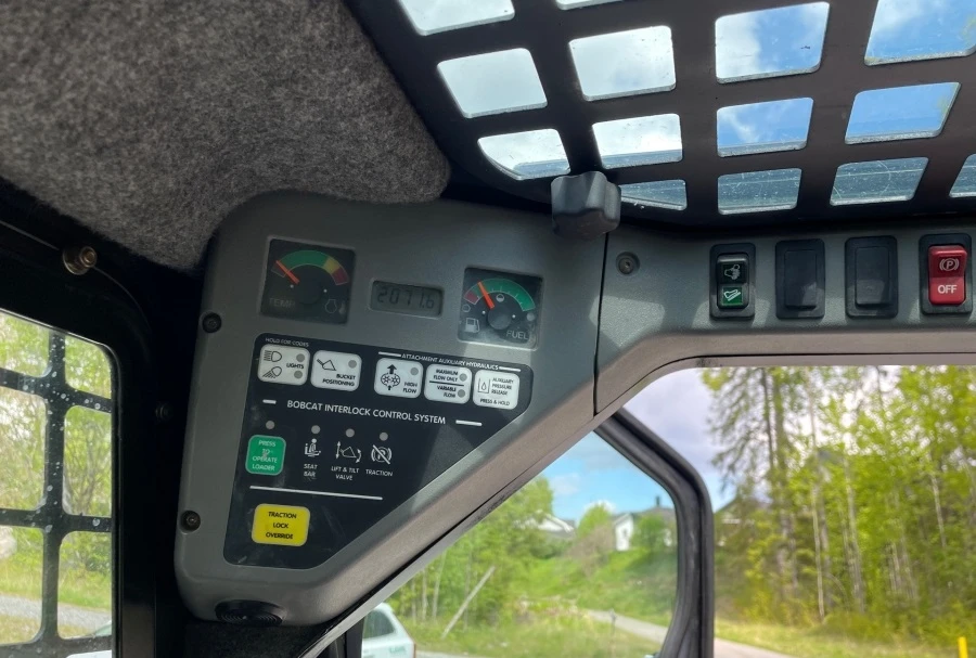 Мини челни товарачи Bobcat 753 = 4000 Eur, снимка 9 - Индустриална техника - 55451587