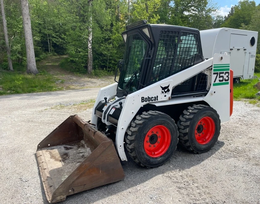 Мини челни товарачи Bobcat 753 = 4000 Eur, снимка 5 - Индустриална техника - 55451587