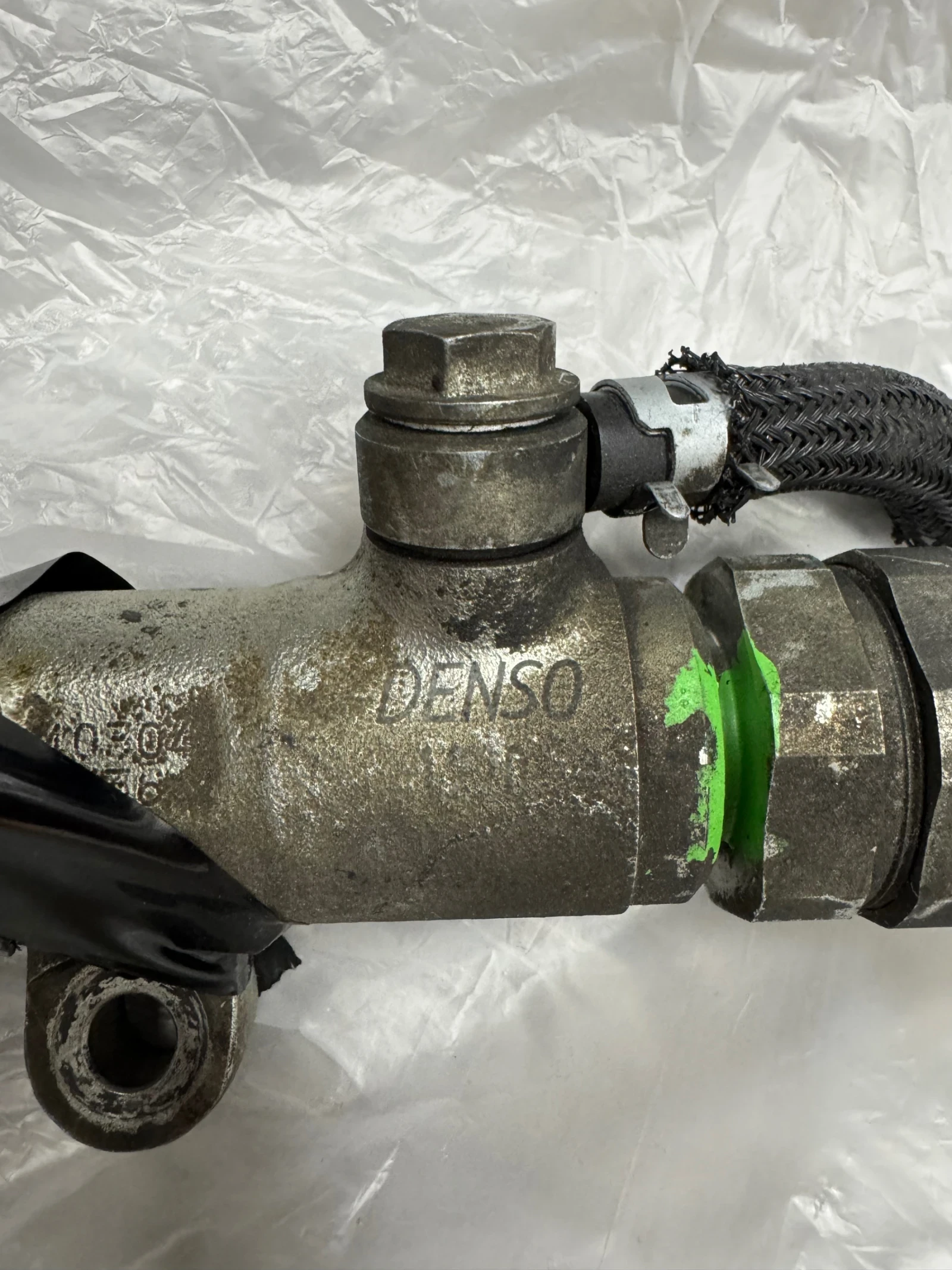 Горивна рейка TOYOTA VERSO 2.0 126, снимка 2 - Части - 53815752