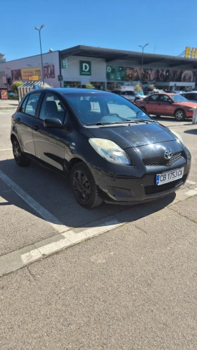 Toyota Yaris 1.0VVT-1, снимка 2