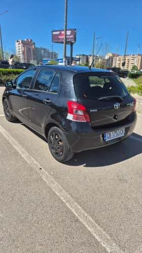 Toyota Yaris 1.0VVT-1, снимка 3