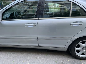 Mercedes-Benz C 200, снимка 8