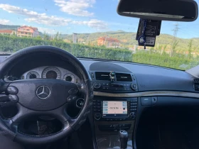 Mercedes-Benz E 320, снимка 8