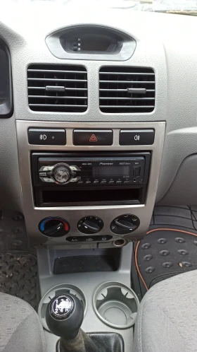 Kia Rio, снимка 7