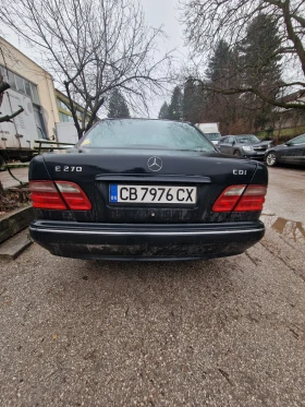 Mercedes-Benz E 270 CDI, снимка 11