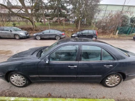 Mercedes-Benz E 270 CDI, снимка 2