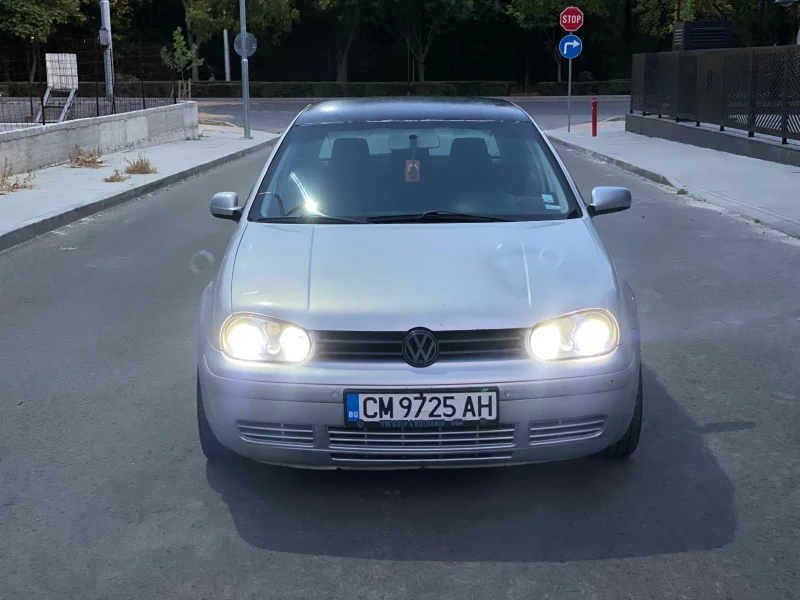 VW Golf 1.9 tdi 6скорости, снимка 8 - Автомобили и джипове - 47186376