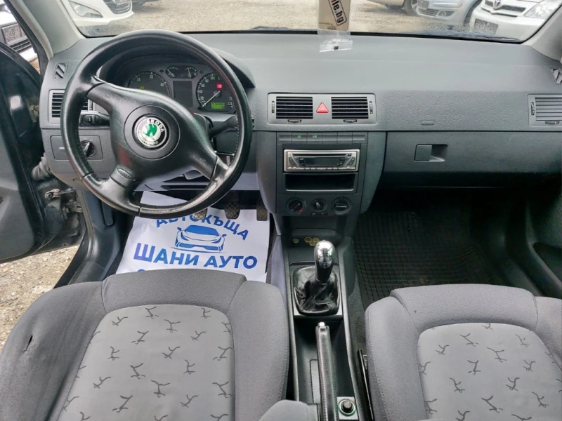 Skoda Fabia РЕГИСТРИРАН И ОБСЛУЖЕН, снимка 7 - Автомобили и джипове - 47366233