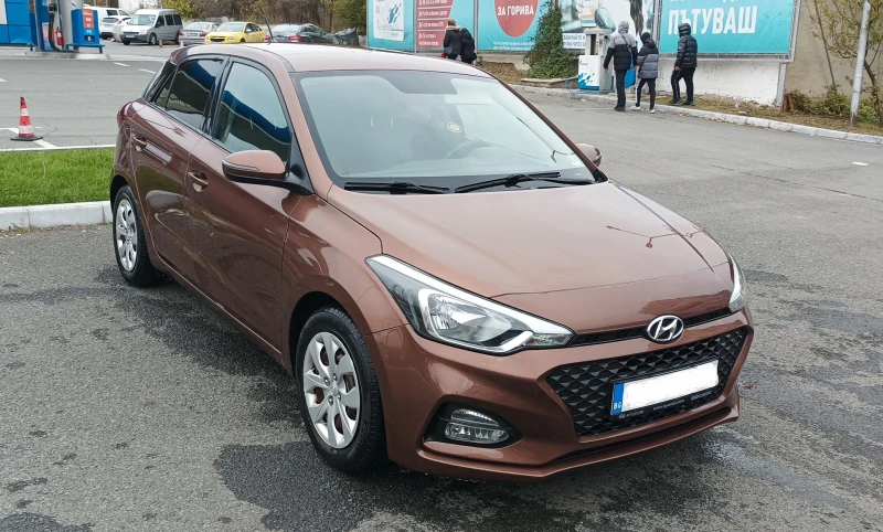 Hyundai I20, снимка 1 - Автомобили и джипове - 48002097