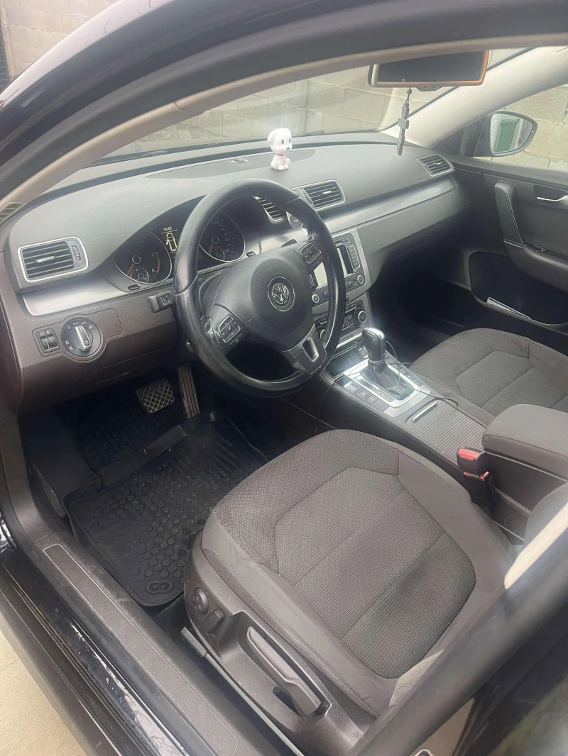 VW Passat 2.0 TDI, снимка 7 - Автомобили и джипове - 48330849