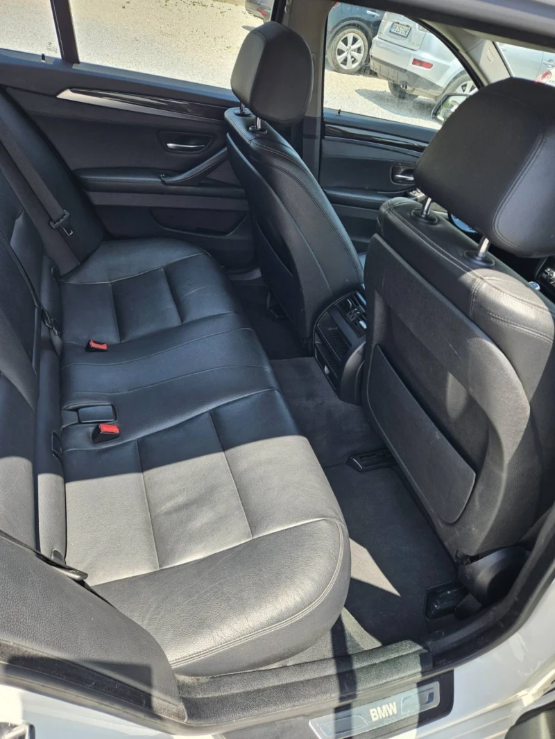 BMW 525 D X DRIVE ФЕЙСЛИФТ ПЕРФЕКТЕН, снимка 11 - Автомобили и джипове - 51514958
