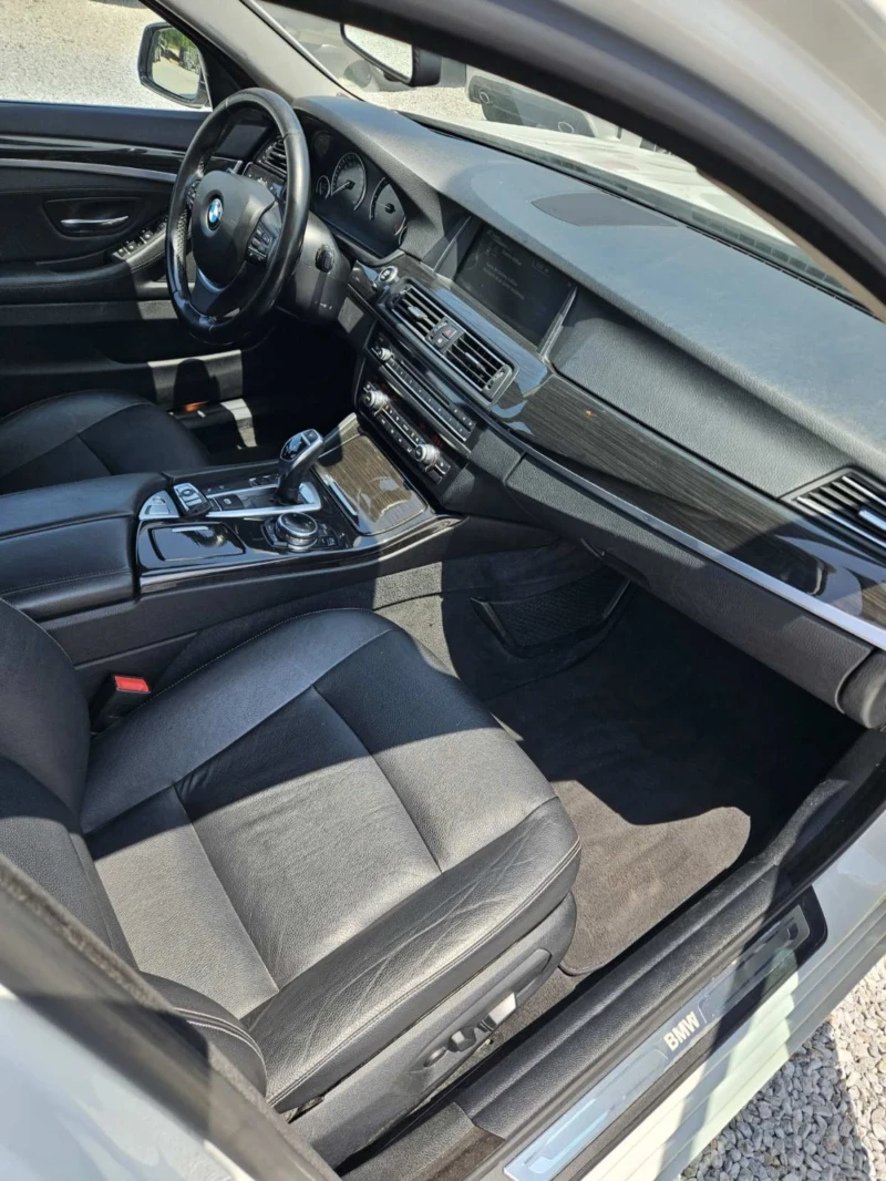 BMW 525 D X DRIVE ФЕЙСЛИФТ ПЕРФЕКТЕН, снимка 10 - Автомобили и джипове - 51514958