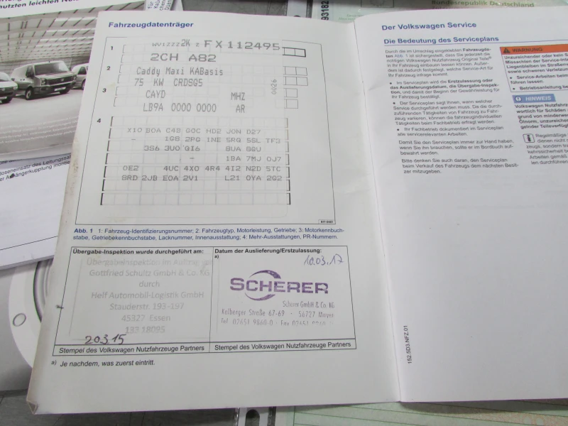 VW Caddy 1.6 tdi, Maxi , Сервизна история!, снимка 15 - Автомобили и джипове - 53270977