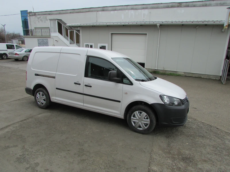 VW Caddy 1.6 tdi, Maxi , Сервизна история!, снимка 2 - Автомобили и джипове - 53270977
