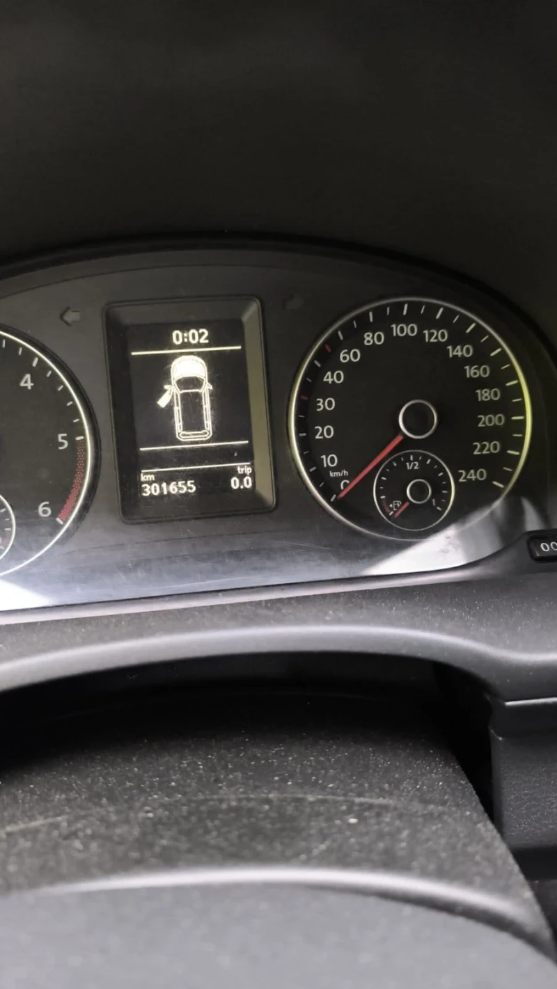 VW Caddy Maxi , снимка 8 - Автомобили и джипове - 53300285