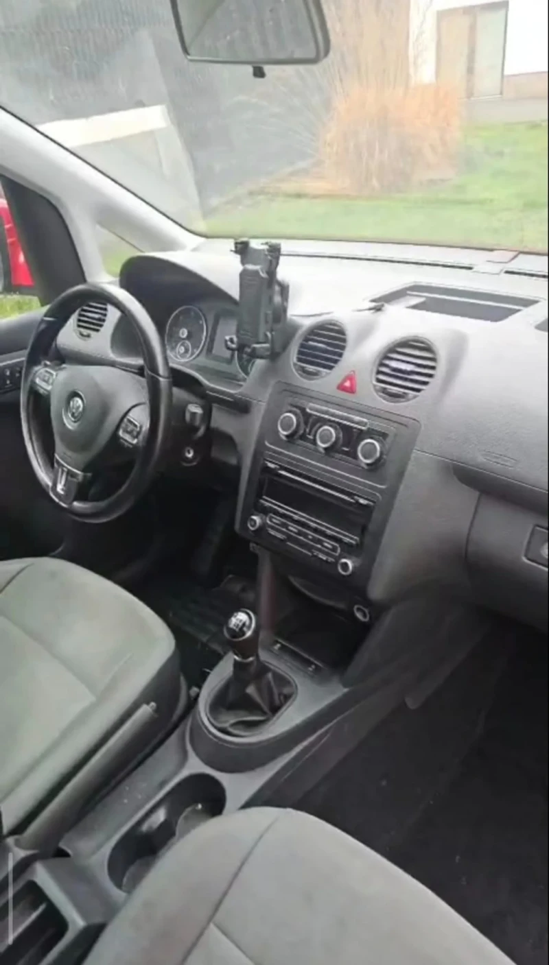 VW Caddy Maxi , снимка 9 - Автомобили и джипове - 53300285
