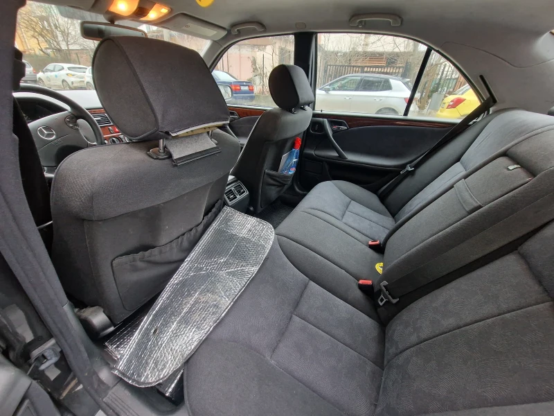Mercedes-Benz E 270 CDI, снимка 6 - Автомобили и джипове - 53436287
