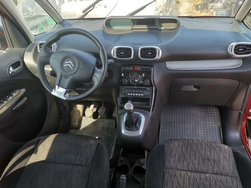 Citroen C3 Picasso 1.6i - изображение 8