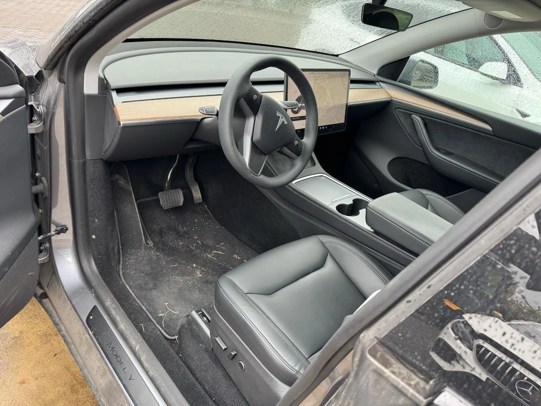 Tesla Model Y Европейска С Гаранция - изображение 4