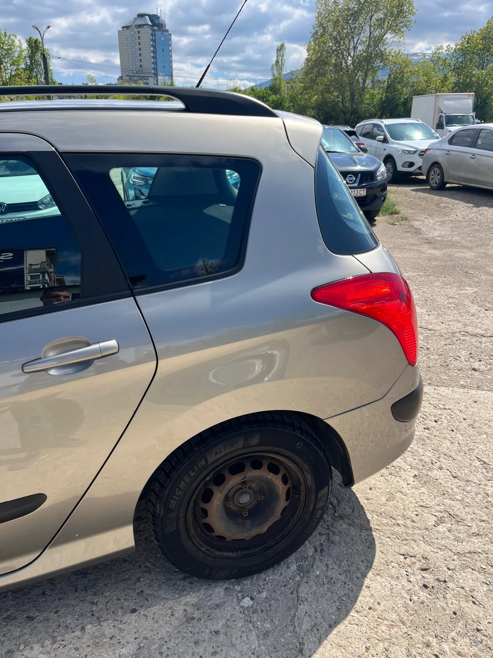 Peugeot 308 SW - изображение 9